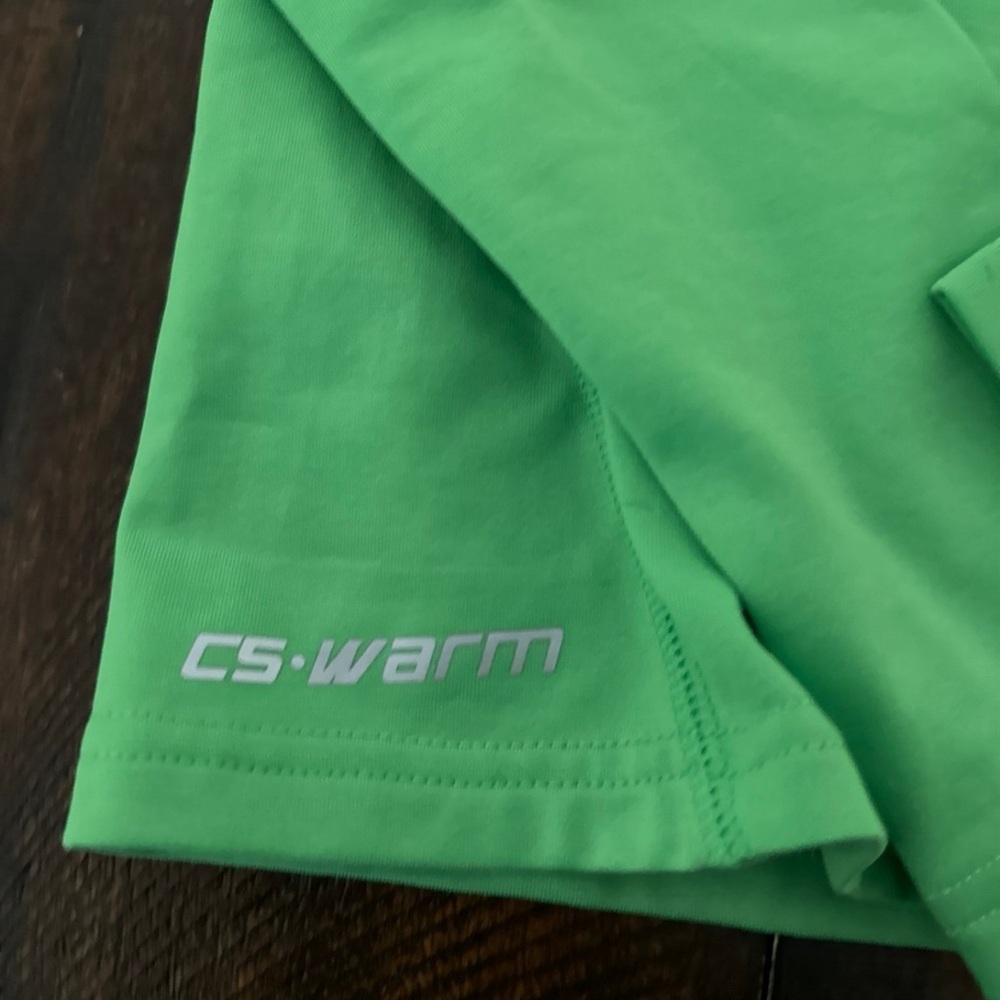 Cold Gear long sleeve athletic top - Picture 2 of 5